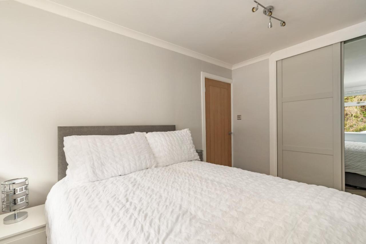Pleasant View - Direct Beach Access, Sea Views And Parking Saundersfoot Kültér fotó
